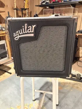 Sl108 Aguilar 824599600089 Sl 110 1 X 10-inch 175-watt Bass Cabinet - Classic Black 8 Ohm