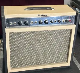 62-9023a Airline Vintage 1960s Amplifier -