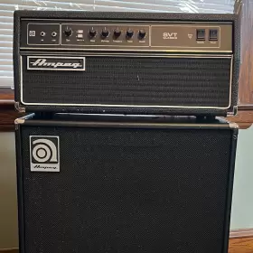 2039927-00 Ampeg Svt Classic 300-watt All-tube Bass Amp Head 2007-present Black
