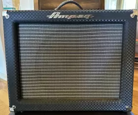 J-12t Ampeg Jet Ii 15 Watt Tube Guitar Accordian Amplifier Combo Great Condition