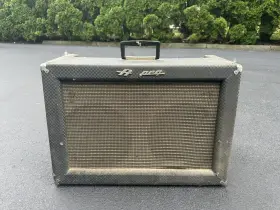 R-212r Ampeg Reverberocket Guitar Combo Amplifier Tube Amp Usa For Parts