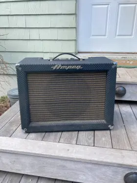 R-12a Ampeg R12a Rocket Tube Guitar Combo Amplifier