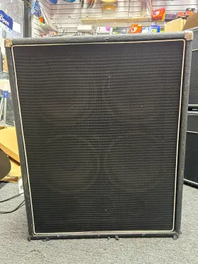 Svt-410hen Ampeg Bass Cabinet Read Condition