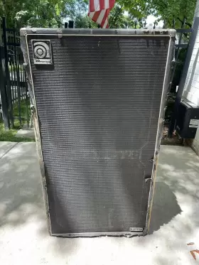 Svt-810en Ampeg Bass Enclosure Cabinet 8x10 800watts 4ohms