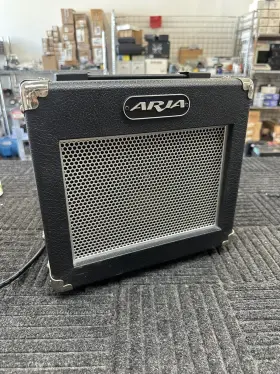 Ag-10x Aria Guitar Amplifier Excellent