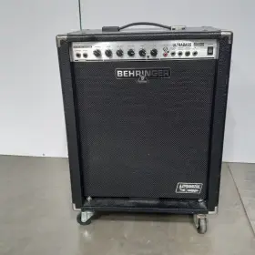 Bx600 Behringer Ultrabass Rolling Amplifier