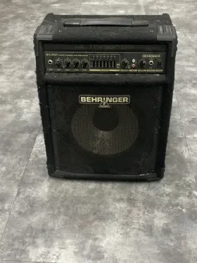 Pd5030996 Behringer Bxl900a 90w 2-channel 1 X 12 Inch Bass Combo Amplifier