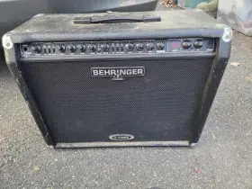Gmx210 Behringer Berhringer V Tone Guitar Amplier Built In Effects