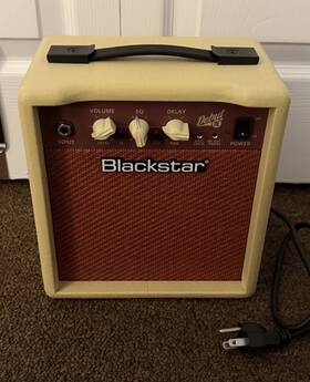 Blackstar Bldebut10eob Debut 10e 10w Combo Guitar Amp With Delay - Near Perfect Condition