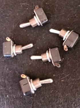 Carling 110-73 Five Spst Toggle Switches Long Batt Handle - See Description