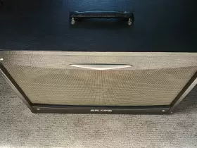 V212b Crate Speaker Cabinet