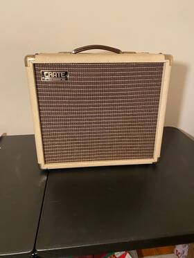 Crate Vc-2110/2110r Vintage Series 15w Tube Amplifier With 10 Inch Speaker And Extra Set Of Tubes