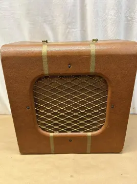 25jdr8424 Danelectro 1950s Montgomery Ward Standard Model Amplifier