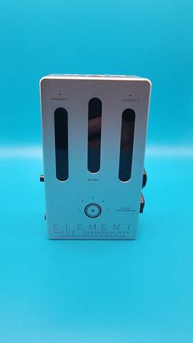 Darkglass Elmh27xv140 Element Cabsim Headphone Amplifier