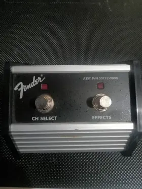 0071359000 Fender 2-button Footswitch For Channel Select And Effects On/off