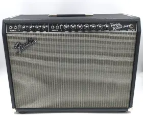 0217300000 Fender Ft65 Twin Reverb Guitar Amplifier 85 Watts 120v With 2 Button Footswitch