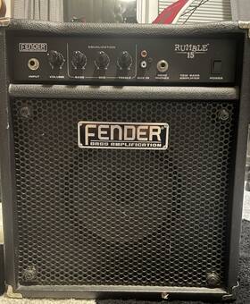 Fender 15874 Rumble 15 15w Solid State Combo Bass Amplifier
