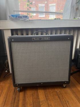 Fender 193812 Hot Rod Deville 212 Combo Vacuum Tube Guitar Amplifier 2x12 180w