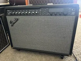 215700000 Fender Cyber Train Guitar Amplifier Used