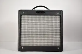 223-0300-000 Fender 2015 Pro Junior Iii 15-watt 1x10 Inch Combo Amplifier