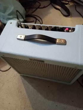 2231200262 Fender Limited Edition Hot Rod Deluxe Iv 40w 12ft Kannabis Rex Tube Combo Blue