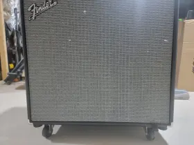 2370900000 Fender Rumble 115 600-watt Cabinet Amplifier - Black/silver