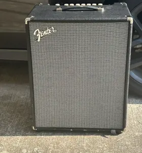 2372100000 Fender Rumble 800 Bass Combo Amplifier 800w Black