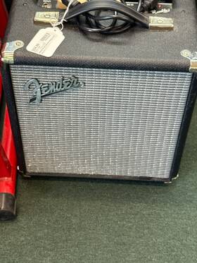 Fender 717669835446 Black Silver Rumble 15 Excellent Bass Amp Watt Pr2490 Hpb020998