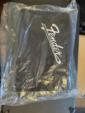 Fender 7710649000 Custom Deluxe Reverb Amp Cover Black