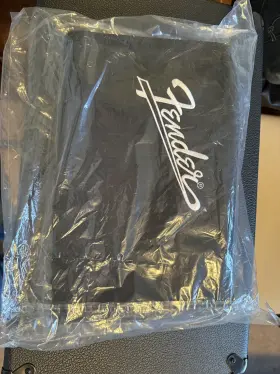7710649000 Fender Custom Deluxe Reverb Amp Cover Black