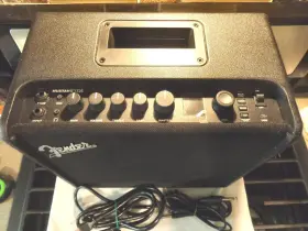 Lt25 Fender 810130721993 Mustang Combo Guitar Amplifier