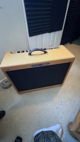 8150500100 Fender Ft57 Custom Deluxe Hand-wired Guitar Combo Amplifier 12 Watts 1x12 Inch