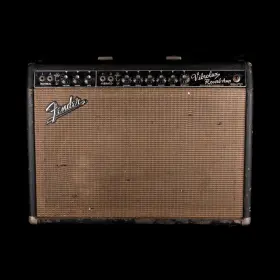85fen121 Fender Vintage 1964 Vibrolux Reverb 35-watt 2x10 Inch Guitar Amp Combo With Cover