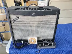 Fender 885978297504 Amplifier Mustang Iv Used 2x12 Combo Celestion Speakers