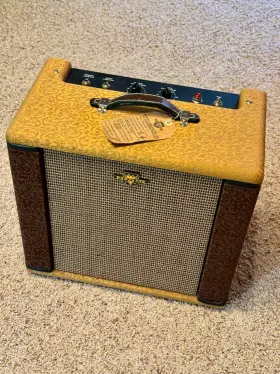 Fender 9-watt Ramparte Pawn Shop Series 1x12 Inch Guitar Combo - Two-tone
