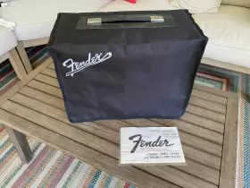 Aa-764 Fender Vintage 1973 Vibro Champ Amplifier With Extras - Clean