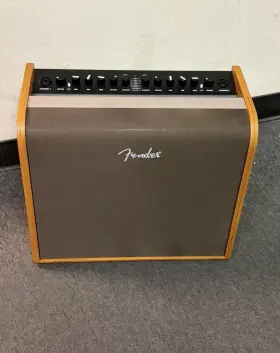 Acoustic200 Fender Super Rare Guitar Amp Lightly Used