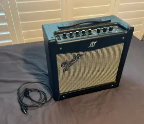 Cgpg17002922 Fender Mustang 1 V2 Guitar Amplifier 70w - Power Cable Included