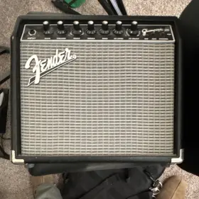 Cgph16002559 Fender Champion 20 Combo Solid State Guitar Amplifier 20w Electric Practice