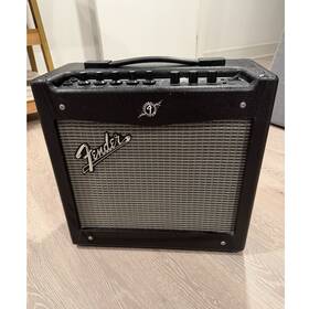Fender Cgph17020463 Mustang I V.2 20w Modeling Combo Amp 1x Speaker Practice