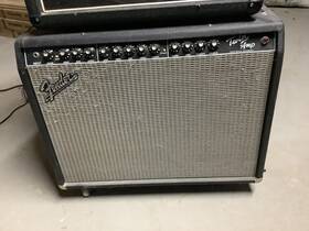Fender Cr-284210 Twin Amp Combo Vacuum Tube 100w 2-channel Electric Guitar Amplifier