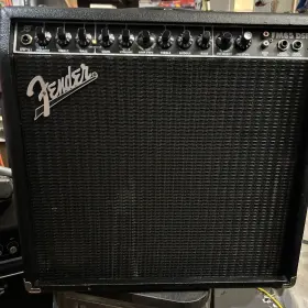Fm65 Fender Dsp Guitar Amplifier With Digital Effects