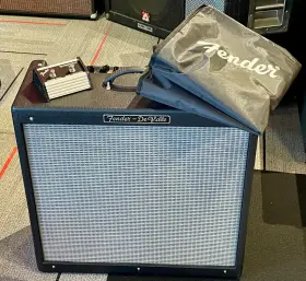 Hodroddeville410-1217-u Fender Hot Rod Deville 410 60-watt 4x10 Inch - Made In The Usa Tube Combo Amp