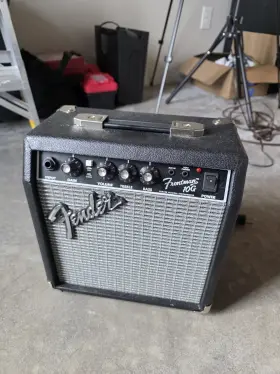 Icft23612750 Fender Frontman 10g Solid State Combo 28w 1 Channel Electric Guitar Practice Amp