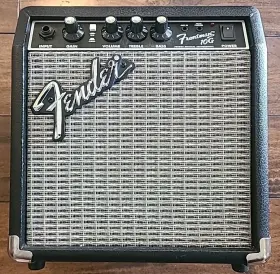Ictd16036380 Fender Black Frontman 10g Guitar Amplifier