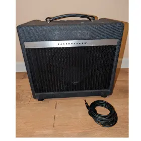 M1654560 Fender Bassbreaker 007 Combo Amp 1x Speaker 1-channel 8