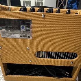 Fender Pr-205 Blues Junior Ltd 15w 1x12 Tube Combo Amp 1-channel 8 Ohm