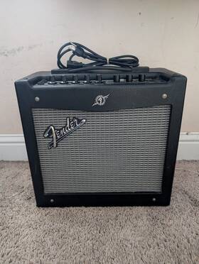 Fender Pr-224 Mustang I V.2 Combo Modeling Guitar Amplifier 70w Electric Practice