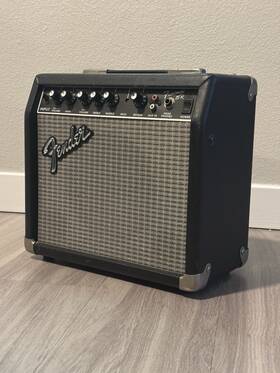 Fender Pr-483 Frontman 15r Combo Guitar Amplifier Solid State 38w 1 Speaker Electric