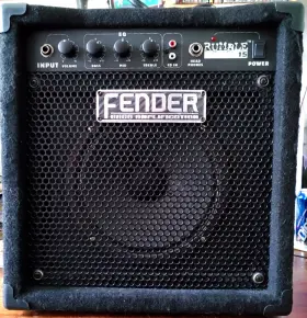 Pr-497 Fender Rumble 15 Guitar / Bass Amplifier Watt Clean Sound Pr 497 See Video